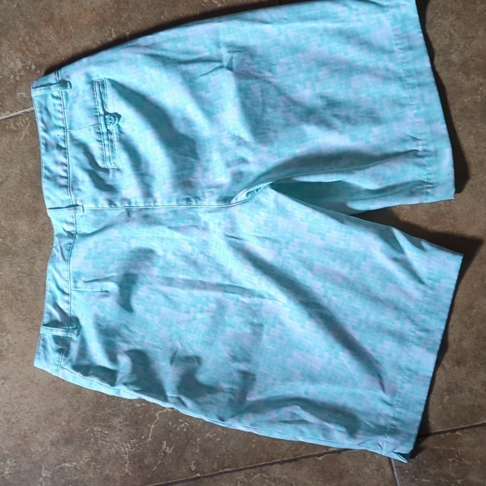 Lady Hagan Golf Shorts. View 3